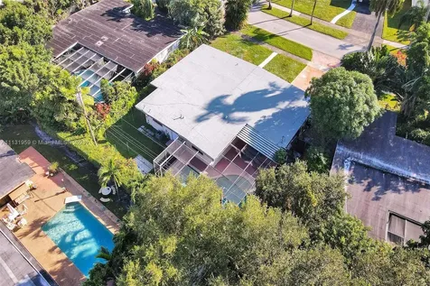 1941 NE 186th Drive North Miami Beach FL 33179