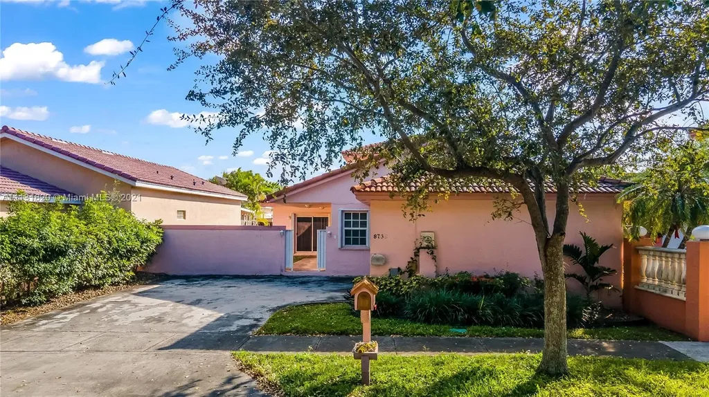 8736 NW 149th Terrace Miami Lakes FL 33018