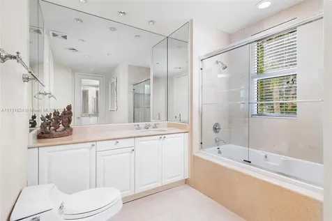 20165 NE 39th Place Aventura FL 33180