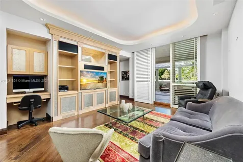 20165 NE 39th Place Aventura FL 33180