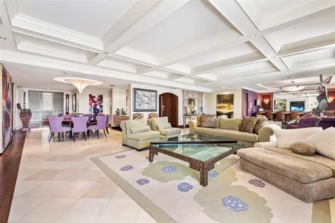 20165 NE 39th Place Aventura FL 33180