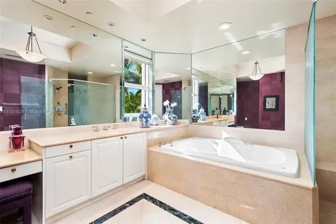 20165 NE 39th Place Aventura FL 33180
