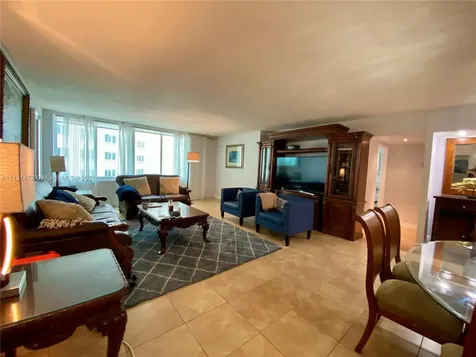 5401 Collins Avenue Miami Beach FL 33140