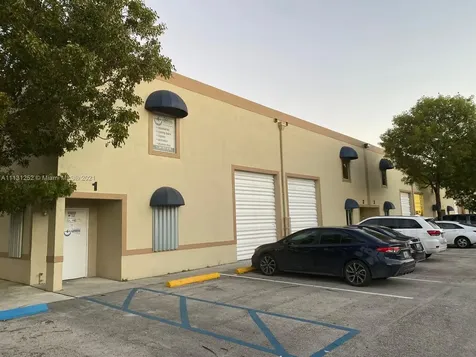 10810 NW 138th Street Hialeah Gardens FL 33018