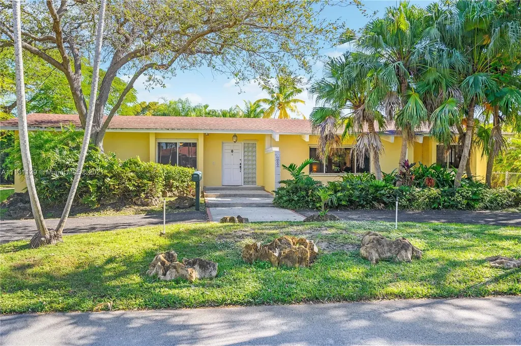 13885 SW 74th Avenue Palmetto Bay FL 33158