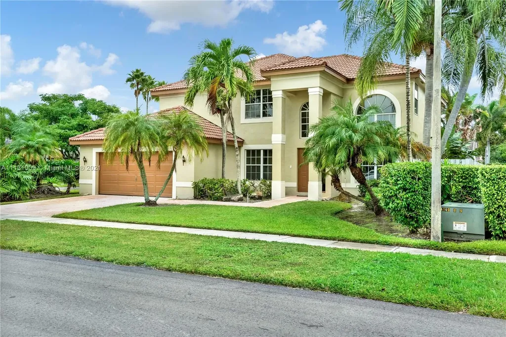 17927 NW 10th Street Pembroke Pines FL 33029