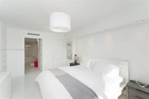 6301 Collins Miami Beach FL 33141