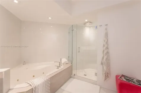 6301 Collins Miami Beach FL 33141