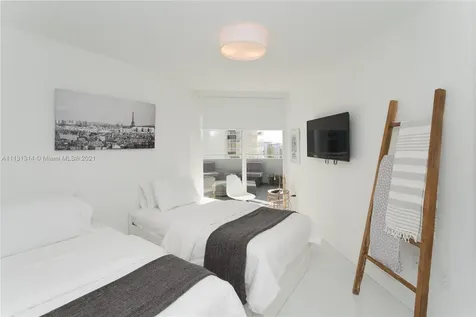 6301 Collins Miami Beach FL 33141