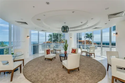 6301 Collins Miami Beach FL 33141