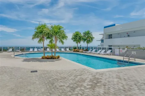 6301 Collins Miami Beach FL 33141