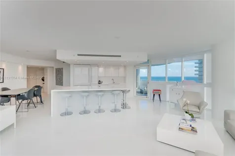 6301 Collins Miami Beach FL 33141