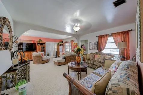 2550 SW 62nd Avenue Miami FL 33155