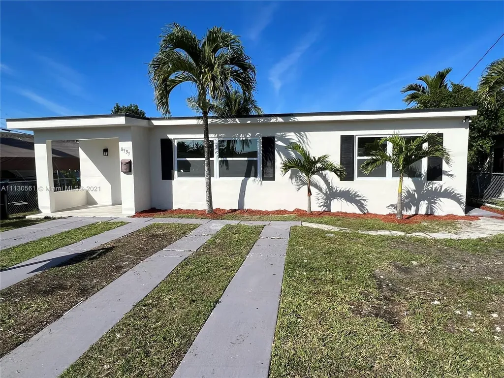 8935 SW 38th Street Miami FL 33165