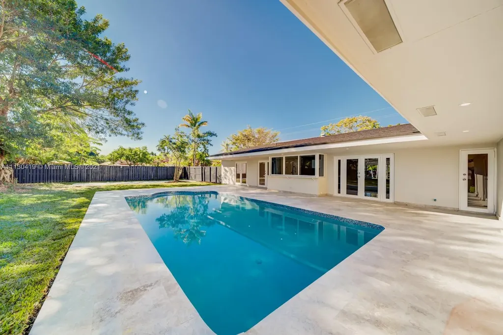 17243 SW 87th Avenue Palmetto Bay FL 33157