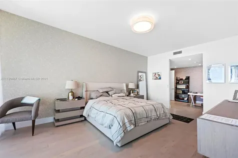 16901 Collins Avenue Sunny Isles Beach FL 33160