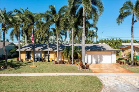 8909 SW 49th Street Cooper City FL 33328