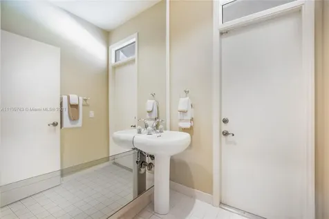19921 NE 21st Court Miami FL 33179