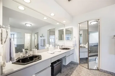 19921 NE 21st Court Miami FL 33179