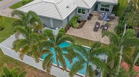 1600 NE 28th Drive Wilton Manors FL 33334