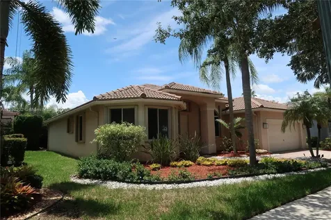 2644 Oakbrook Drive Weston FL 33332