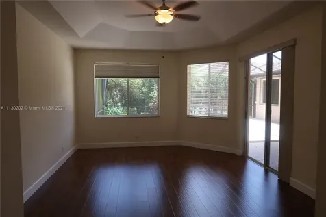 2644 Oakbrook Drive Weston FL 33332