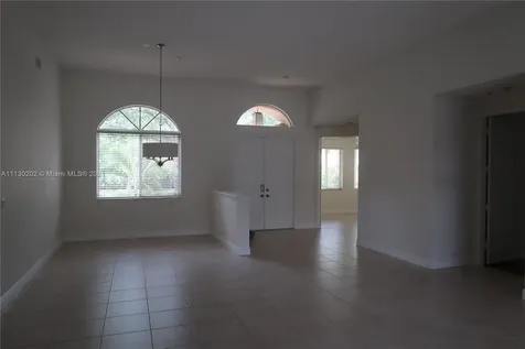 2644 Oakbrook Drive Weston FL 33332