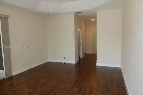 2644 Oakbrook Drive Weston FL 33332