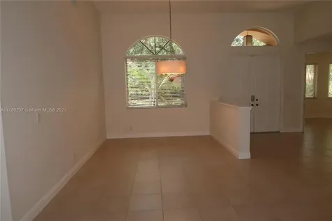 2644 Oakbrook Drive Weston FL 33332