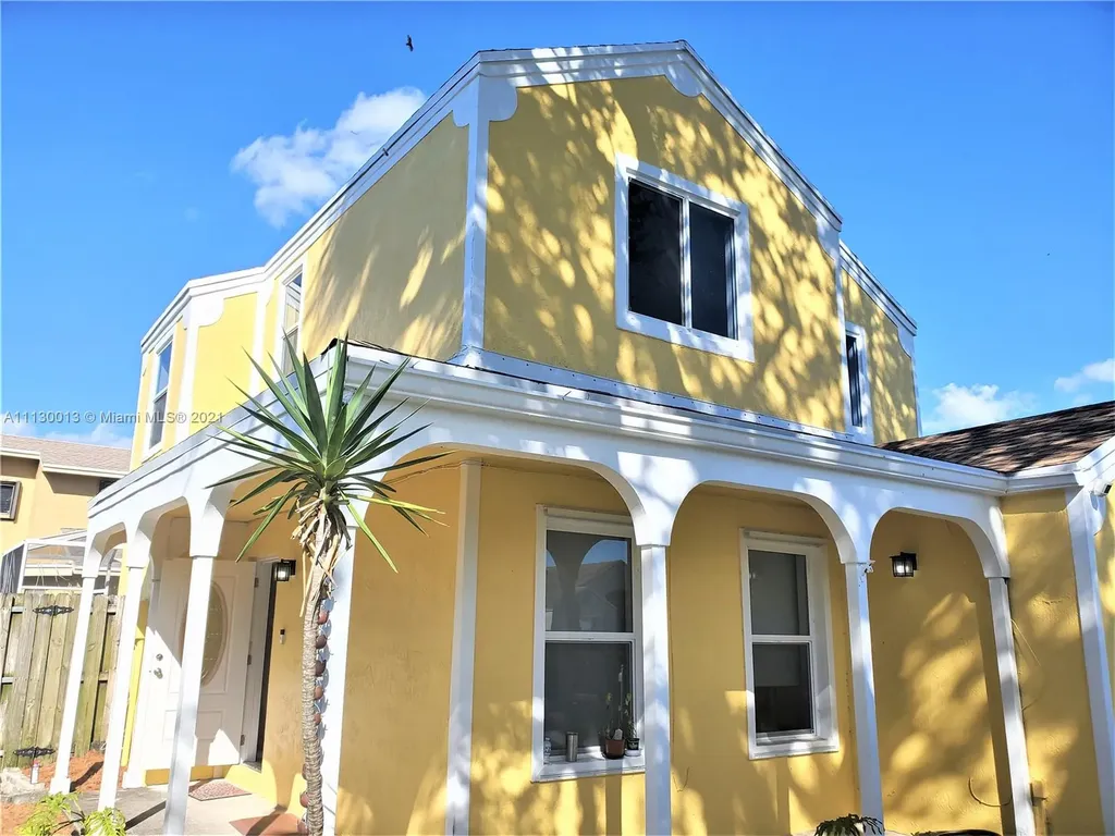 10067 SW 222nd Street Cutler Bay FL 33190