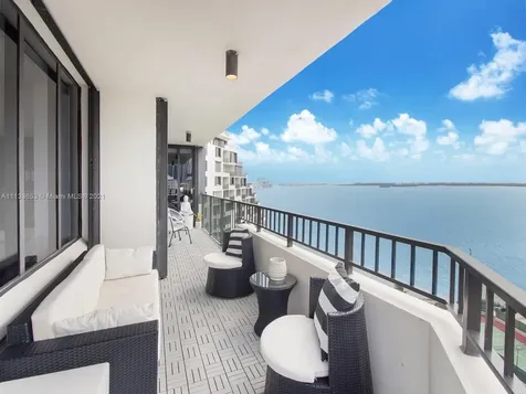 520 Brickell Key Drive Miami FL 33131