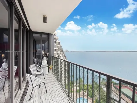 520 Brickell Key Drive Miami FL 33131