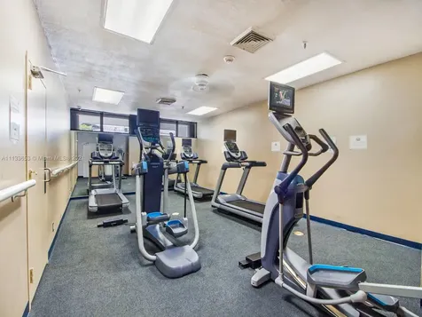 520 Brickell Key Drive Miami FL 33131
