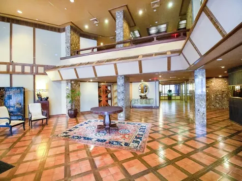 520 Brickell Key Drive Miami FL 33131
