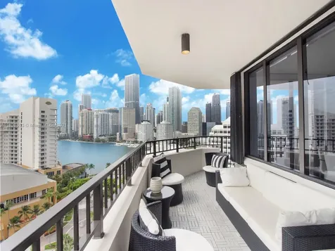520 Brickell Key Drive Miami FL 33131