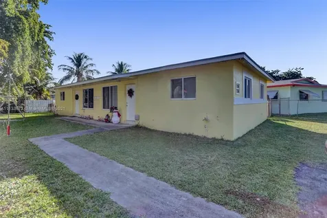 250-258 NE 41st Street Oakland Park FL 33334
