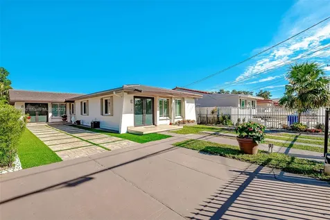 3029 SW 25th Terrace Miami FL 33133