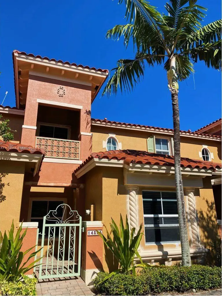 14385 SW 9th Court Pembroke Pines FL 33027