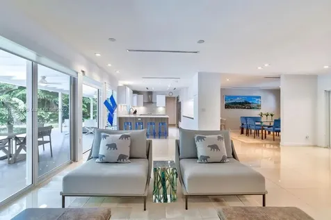 149 W Shore Drive W Miami FL 33133