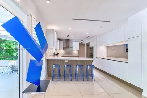 149 W Shore Drive W Miami FL 33133