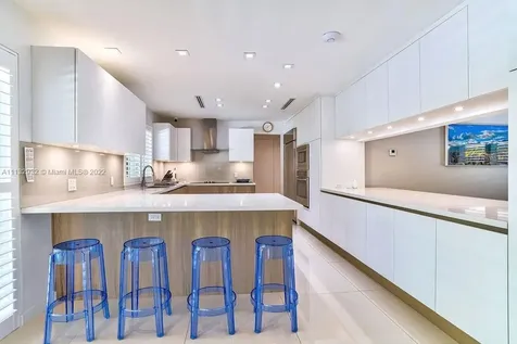 149 W Shore Drive W Miami FL 33133