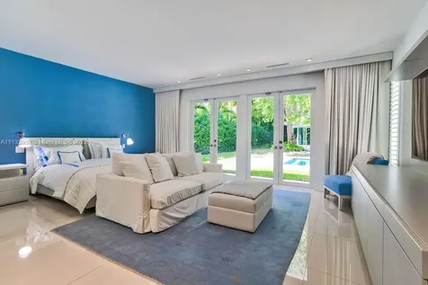 149 W Shore Drive W Miami FL 33133