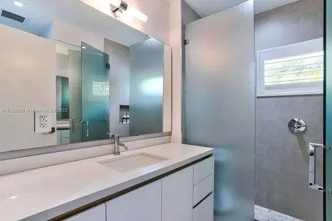 149 W Shore Drive W Miami FL 33133