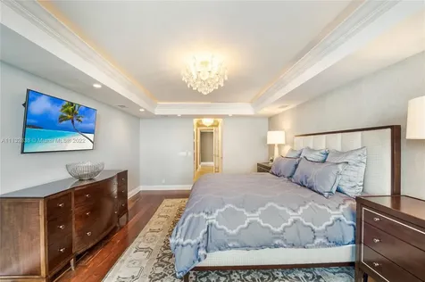 333 Sunset Drive Fort Lauderdale FL 33301