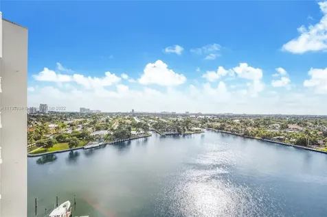 333 Sunset Drive Fort Lauderdale FL 33301