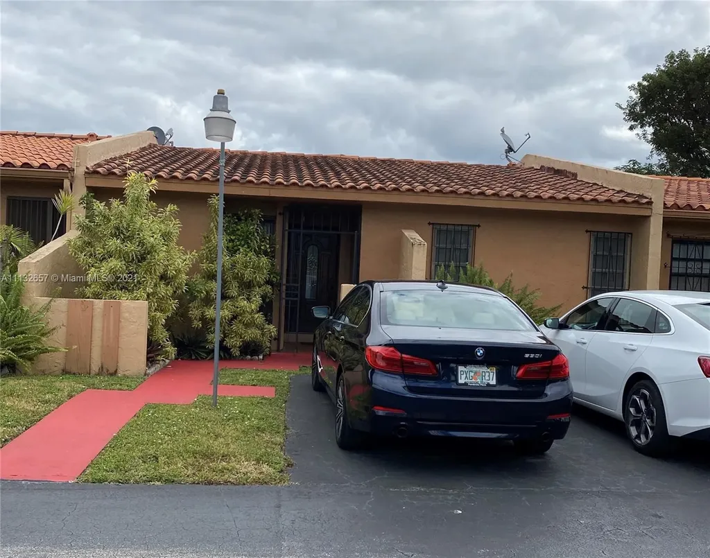 505 SW 93rd Court Miami FL 33174