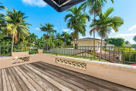 5473 N Bay Road Miami Beach FL 33140