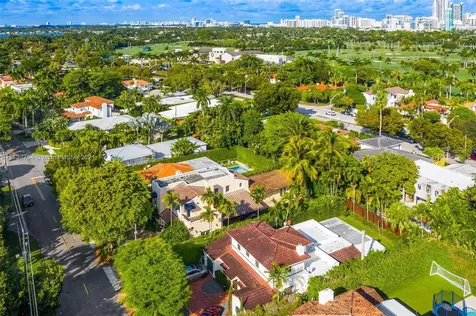 5473 N Bay Road Miami Beach FL 33140