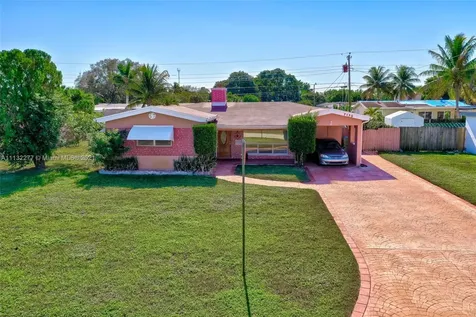 7170 SW 13th Street Pembroke Pines FL 33023