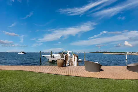 220 Harbor Drive Key Biscayne FL 33149
